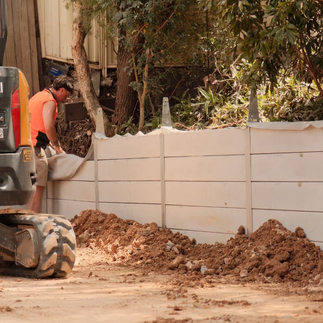 Retaining wall construction Collingwood Park Ipswich QLD — MJ GreenGuard